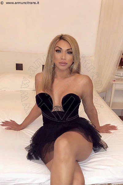 Foto Annunci Vip Transescort Roma Angel Bunny
